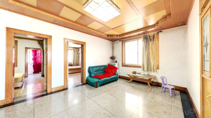 日杂家属院二手房实景图