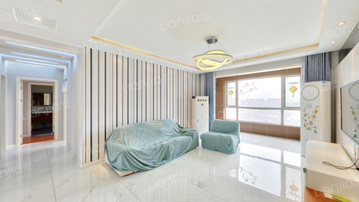 美的城二手房实景图