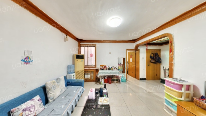 东方社区101街坊二手房实景图