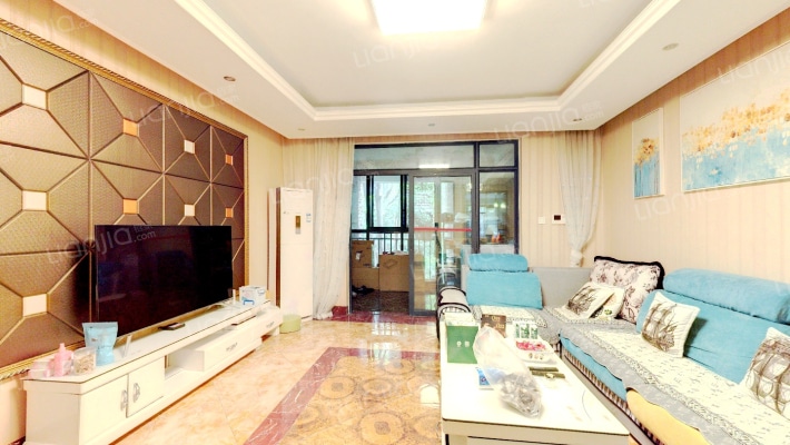 艺锦湾四期二手房实景图