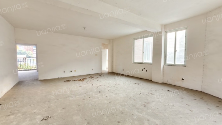 康桥水乡B区二手房实景图