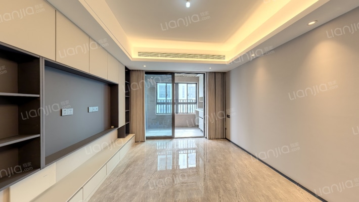 万科高第二手房实景图