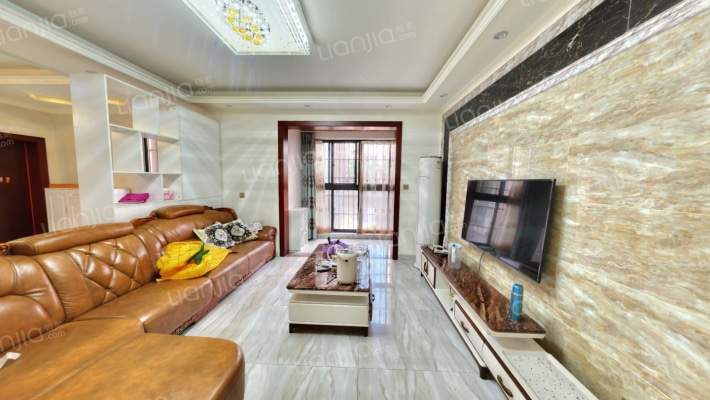 东麓驿境四期二手房实景图