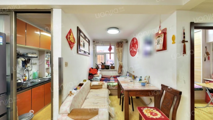 金色世界湾二手房实景图