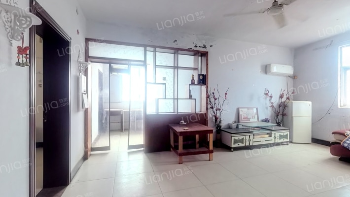 王梁庄新村小区二手房实景图