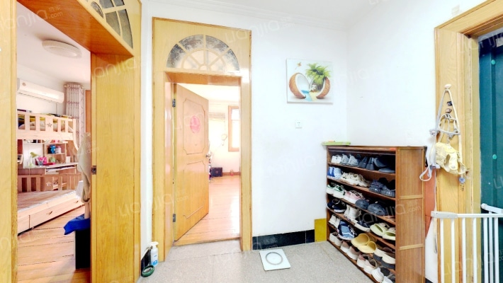 公路处宿舍二手房实景图