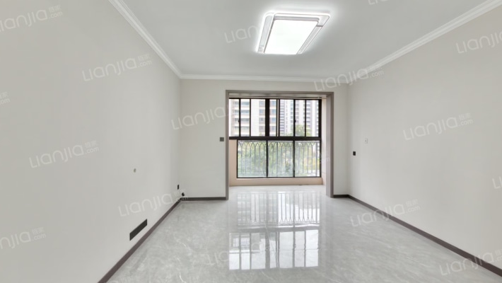 华园丽都阳光二手房实景图