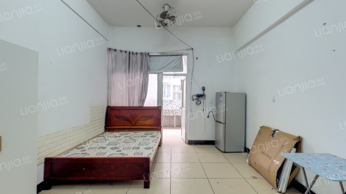 嘉逸花园二手房实景图