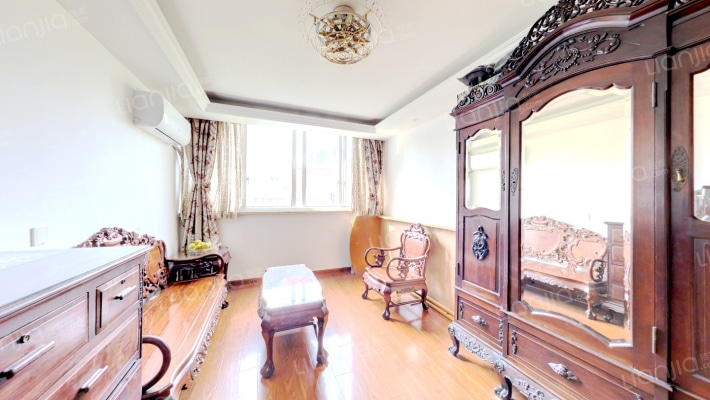 海防路559号二手房实景图