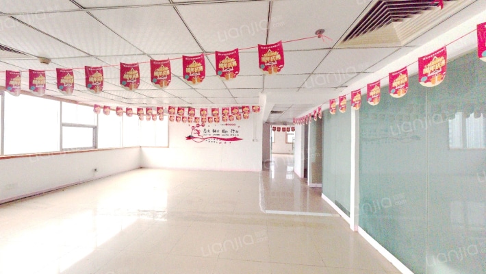 西普大厦二手房实景图