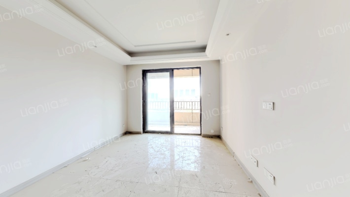 郑州绿地城一区二手房实景图