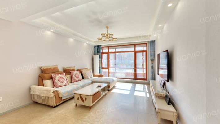 英伦河山二期二手房实景图