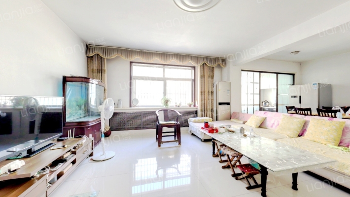 嘉隆小区二手房实景图