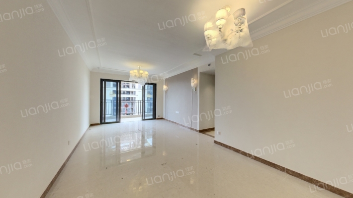 恒大翡翠华庭二手房实景图