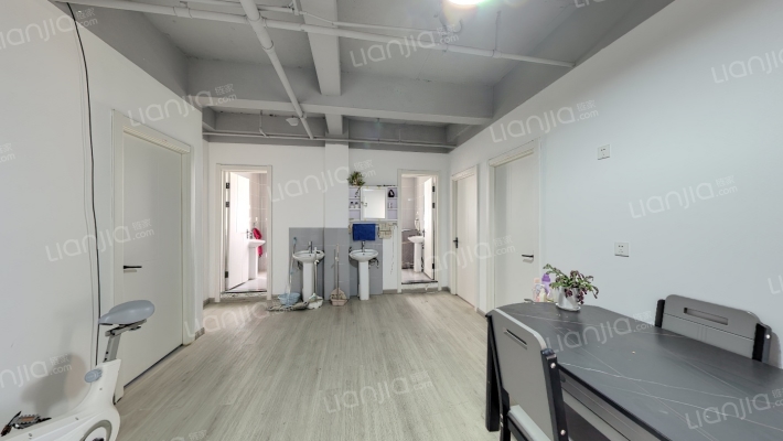 东方时代广场二手房实景图