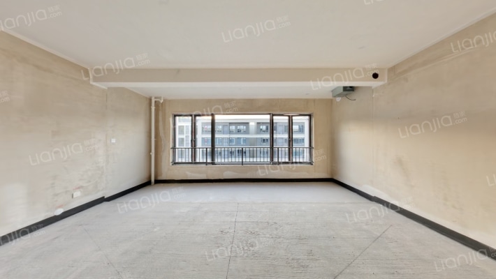 中诚两江印二期二手房实景图