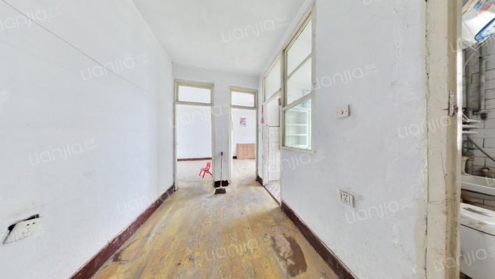 交警二队宿舍二手房实景图