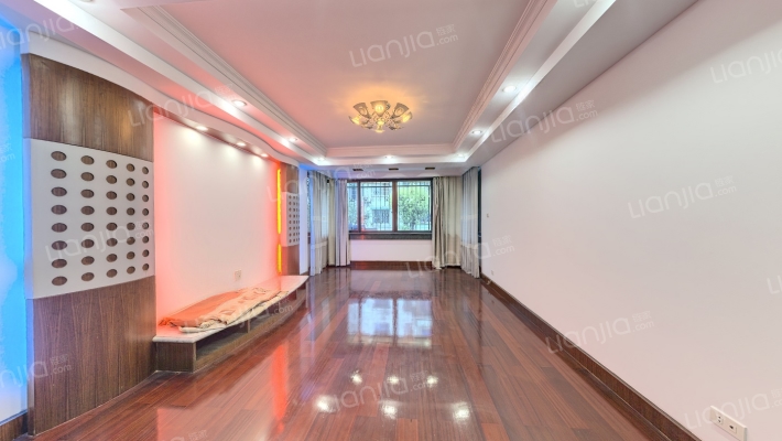 嘉宝公寓二手房实景图