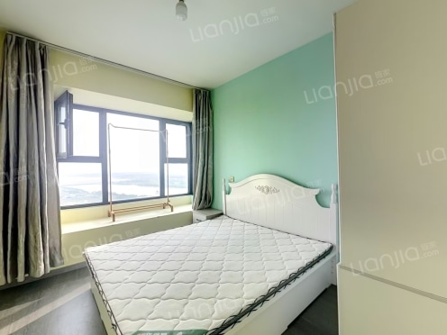 合租·中欧金茂悦三期 3居室 南卧