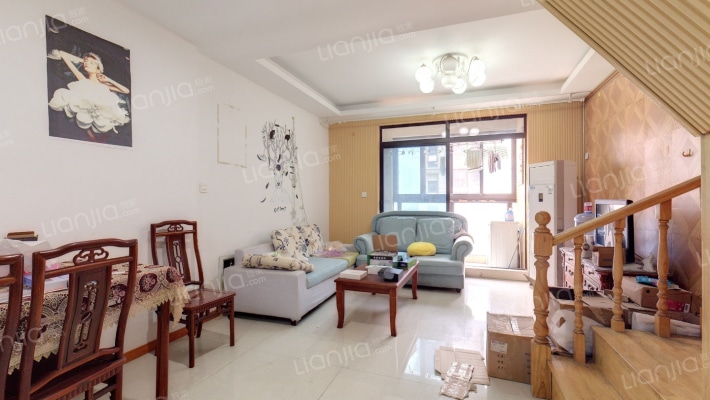 香缇商务广场二手房实景图