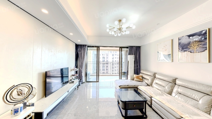 雅居乐珑玥二手房实景图