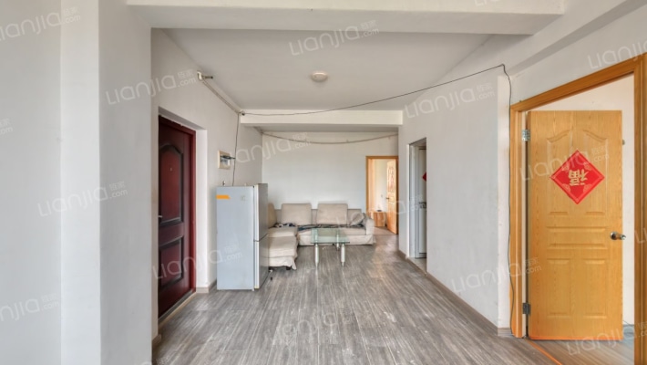 艾盛春天里二手房实景图