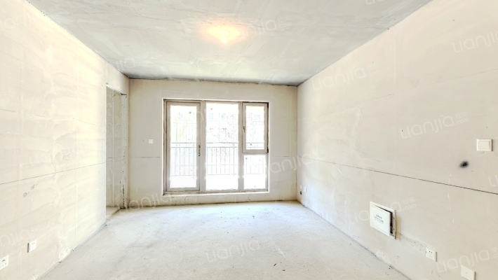 金地城E4区二手房实景图