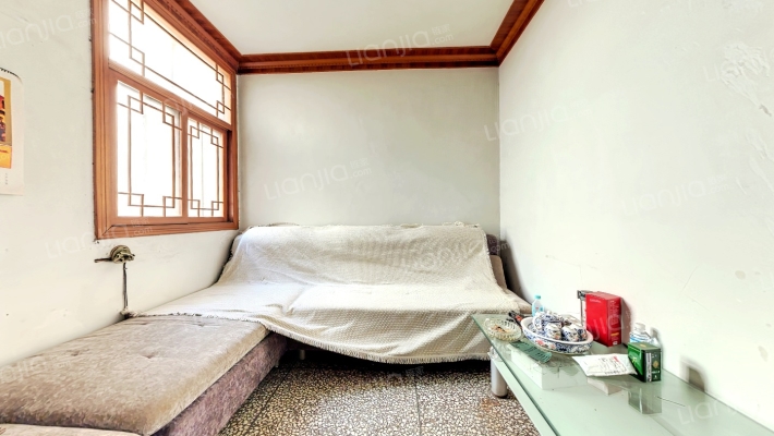 建委家属院二手房实景图