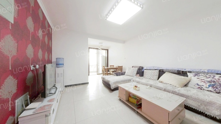 华泰豪庭精装修北向二居房本满五唯一-客厅