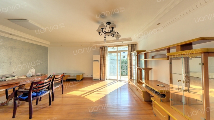 欧洲花园二手房实景图