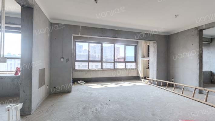 建湖天铂二手房实景图