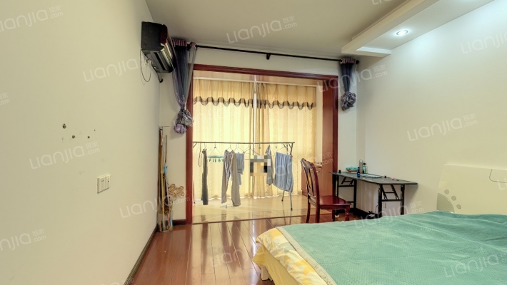 长龙三村二手房实景图