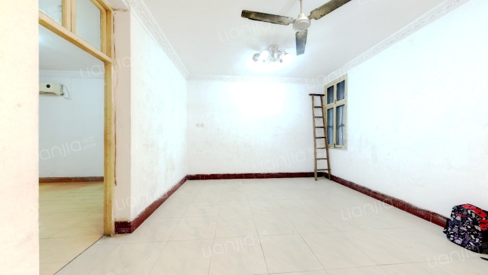 锦城小区二手房实景图