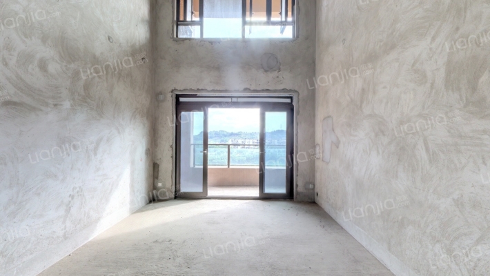 恒大麓山湖三期二手房实景图