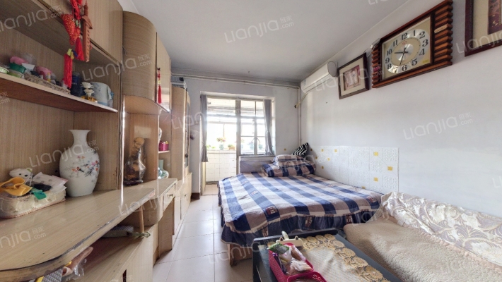 林兴里春光楼二手房实景图