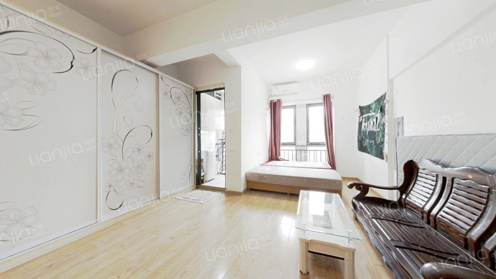 融科珞瑜路95号二手房实景图