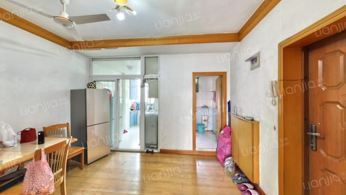 阜南路153号二手房实景图