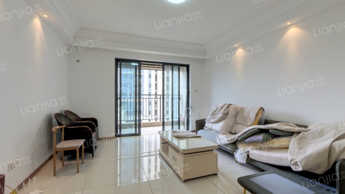 宝龙世家A区二手房实景图