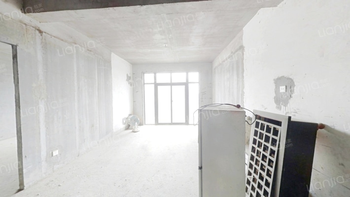 怡和山庄二手房实景图