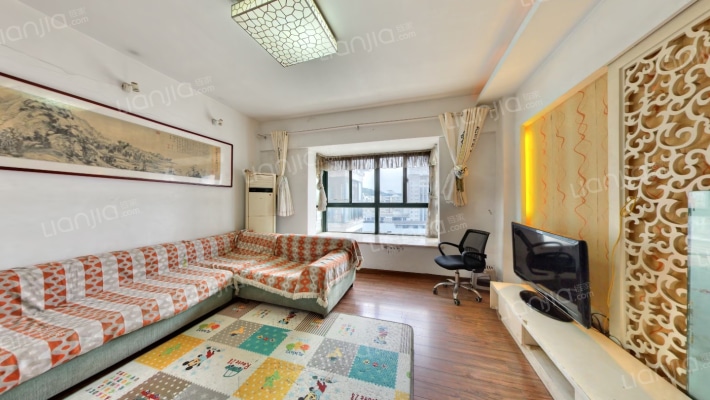 东湖公馆二手房实景图