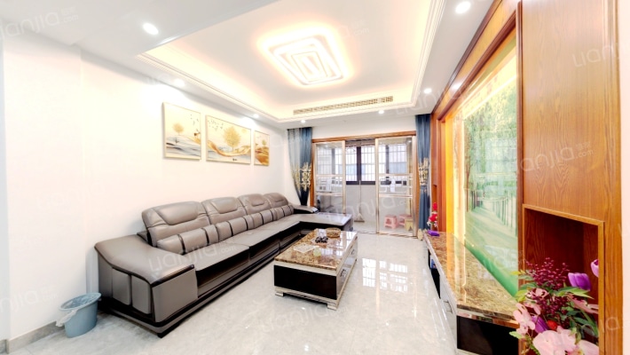 集贸新苑二手房实景图