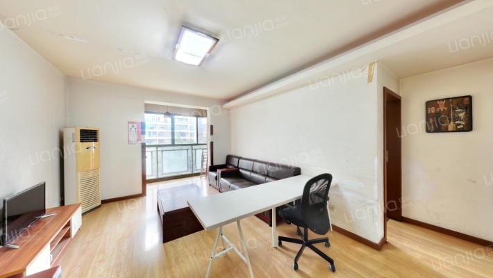 浪琴湾二手房实景图