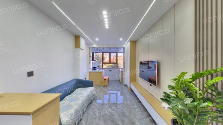 集安路303号二手房实景图