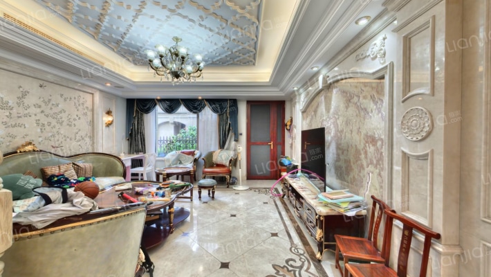 绿地中央广场D区二手房实景图