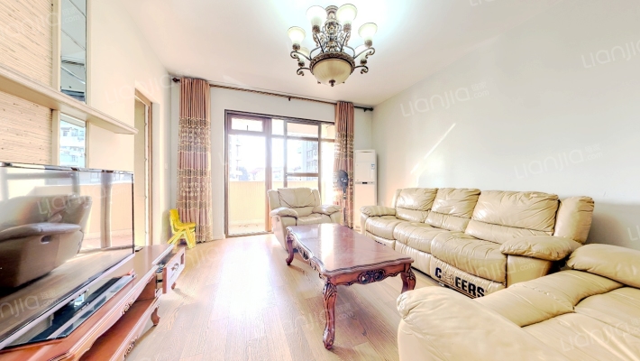 麓山国际茵特拉肯A二手房实景图