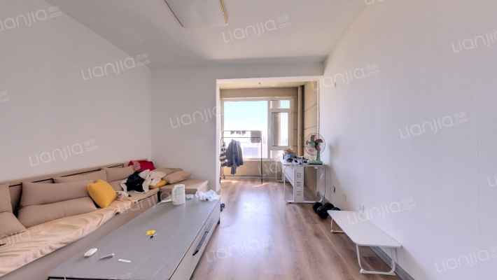 唐岛ONE二手房实景图