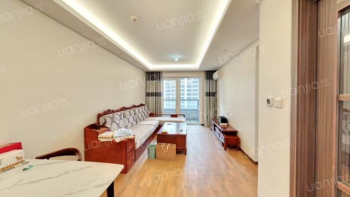 万科翡翠大道二手房实景图