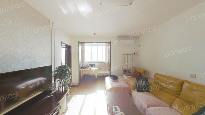 和静家园二手房实景图