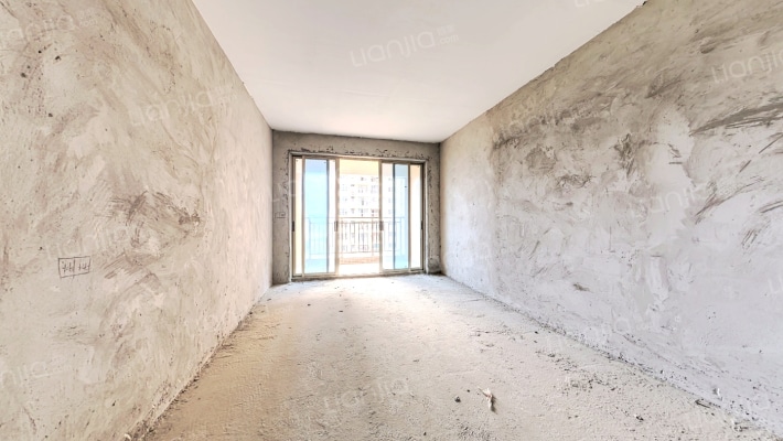 东江豪门二手房实景图