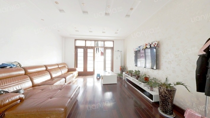 流虹家园二手房实景图